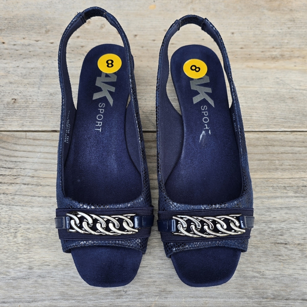 Anne Klein Sport Hadee Y2K Office Siren Revival Chain Comfort Wedge Sandals 8M